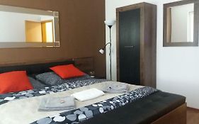 Metropole De Luxe Suite